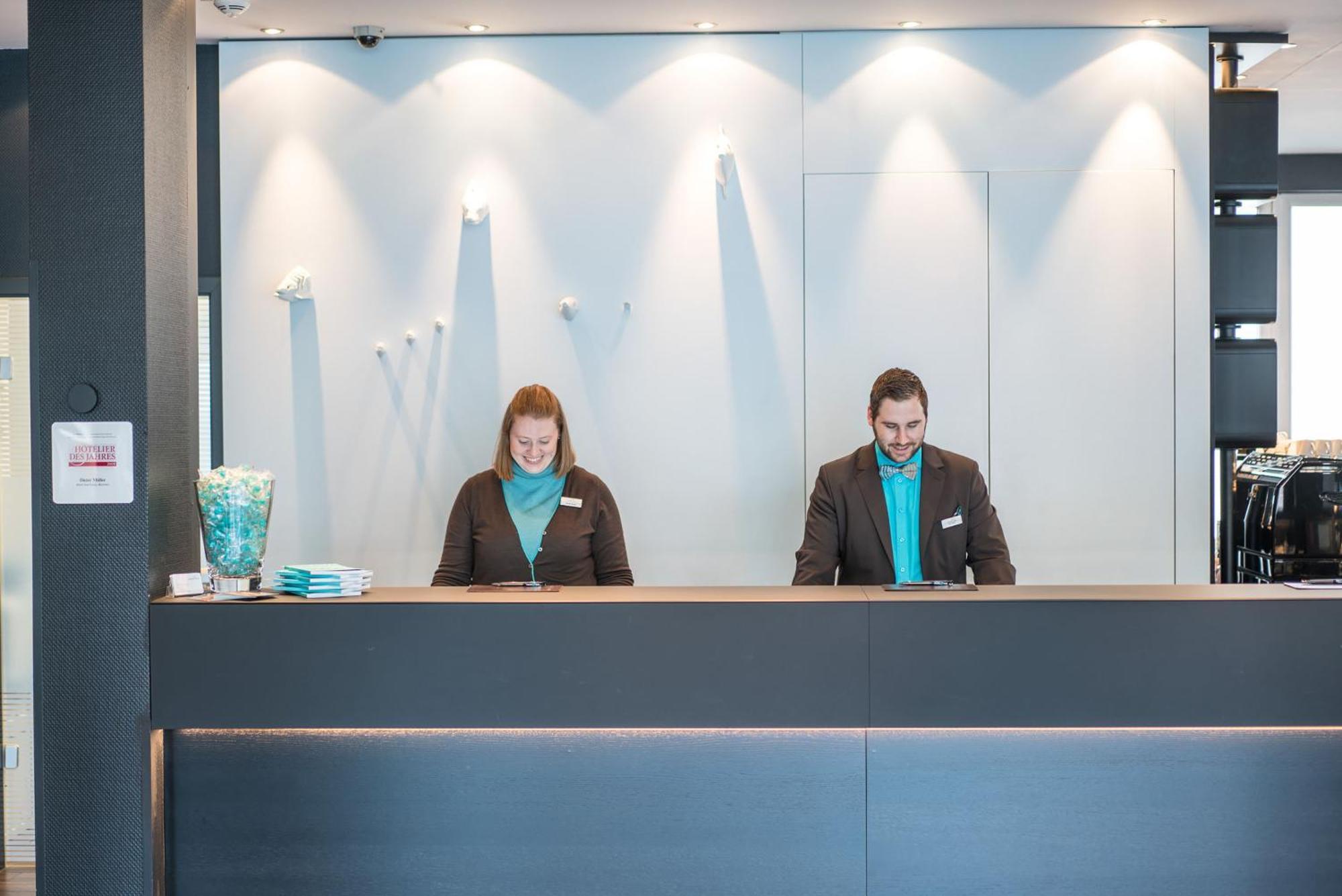 Motel One Hamburg-Altona Εξωτερικό φωτογραφία