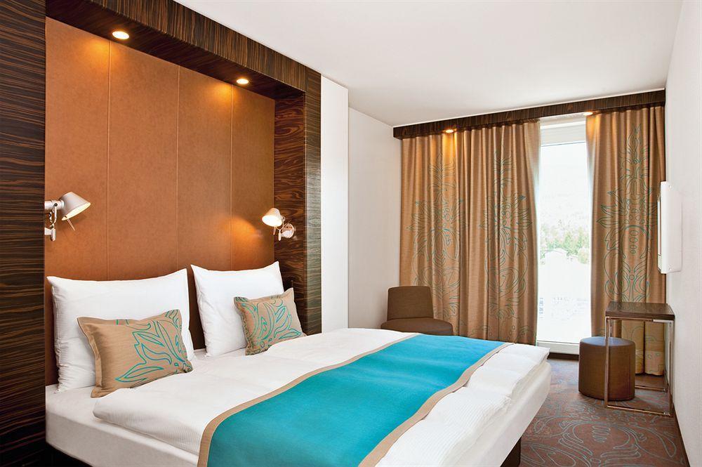 Motel One Hamburg-Altona Εξωτερικό φωτογραφία