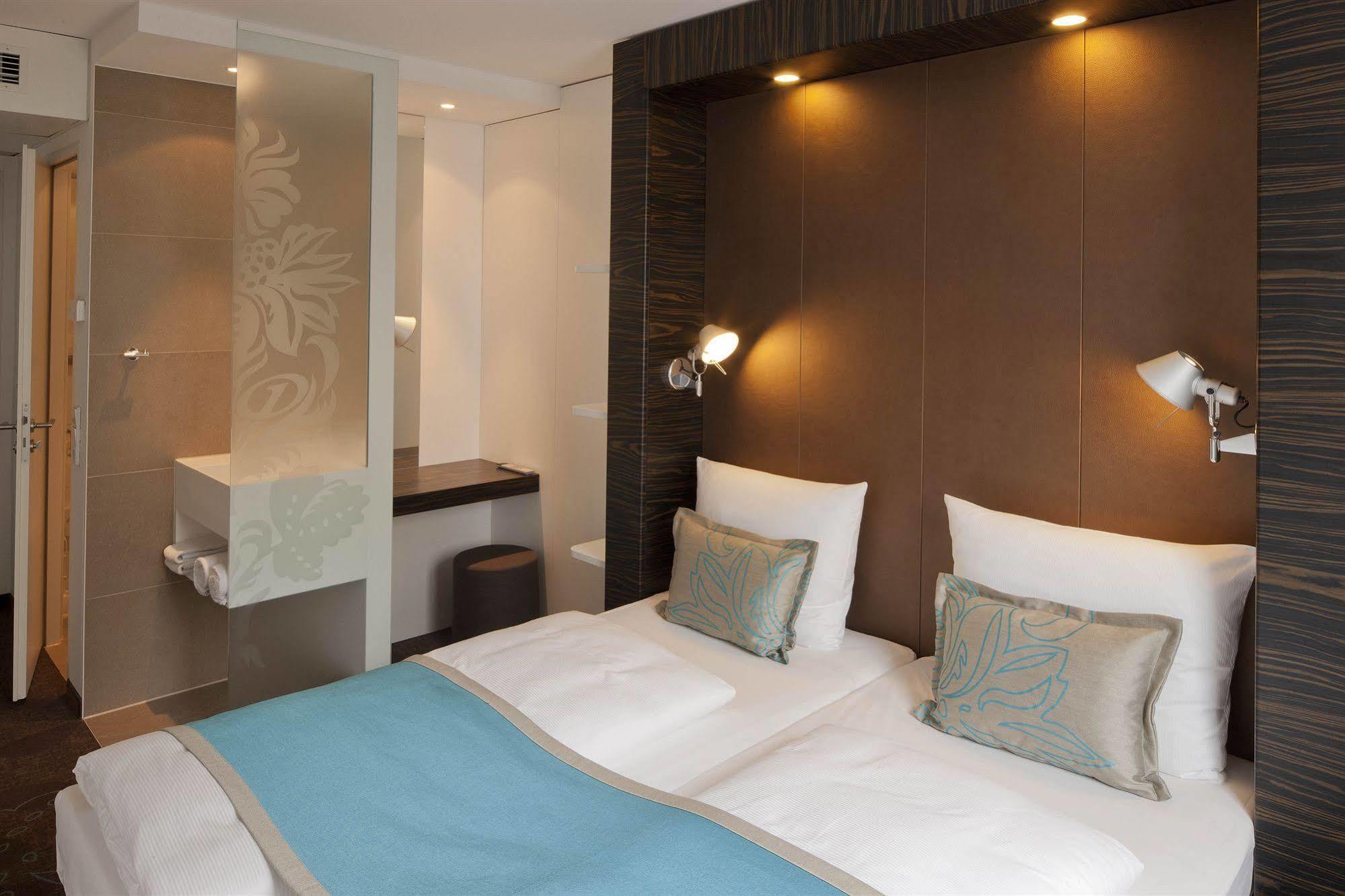 Motel One Hamburg-Altona Εξωτερικό φωτογραφία